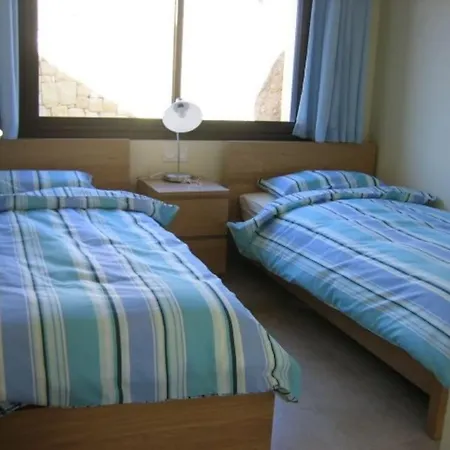 6-bed Luxury In Marina