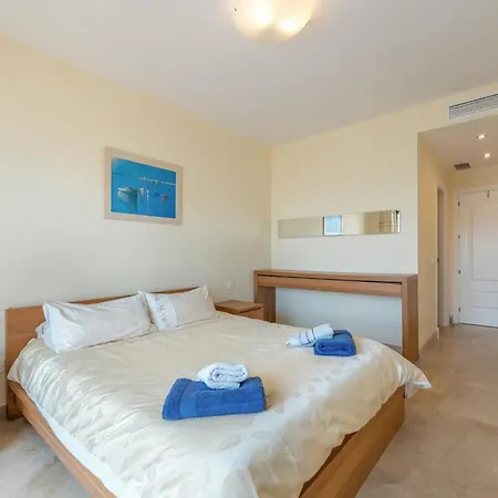 アパート Spacious 6-bed In Marina De La アルカイデサ