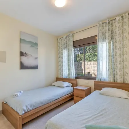 Spacious 6-bed In Marina De La アパート アルカイデサ