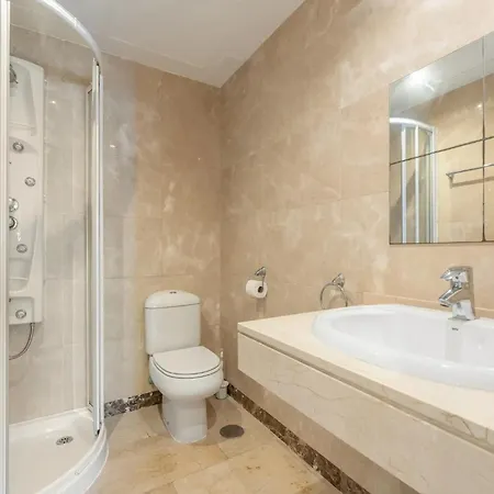 アパート Spacious 6-bed In Marina De La