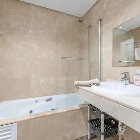 アパート Spacious 6-bed In Marina De La アルカイデサ