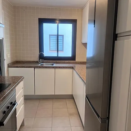 Spacious 6-bed In Marina De La * Алькайдеса